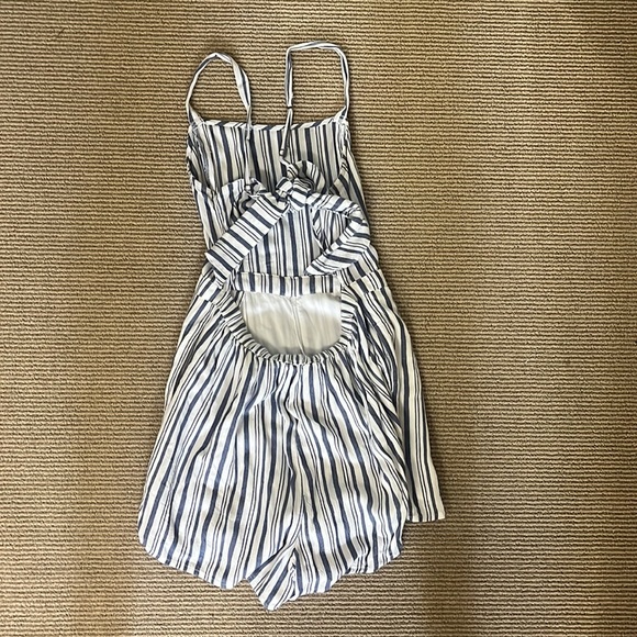 Hollister white and blue striped romper - Picture 2 of 3